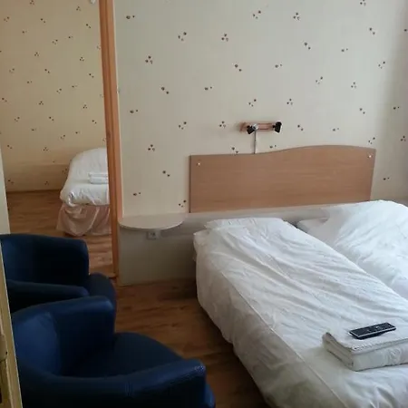 Neerlandia Hotel 2*